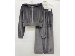 Костюм підлітковий для дівчинки (КС-30-26 велюр одн без утеплення нов.)